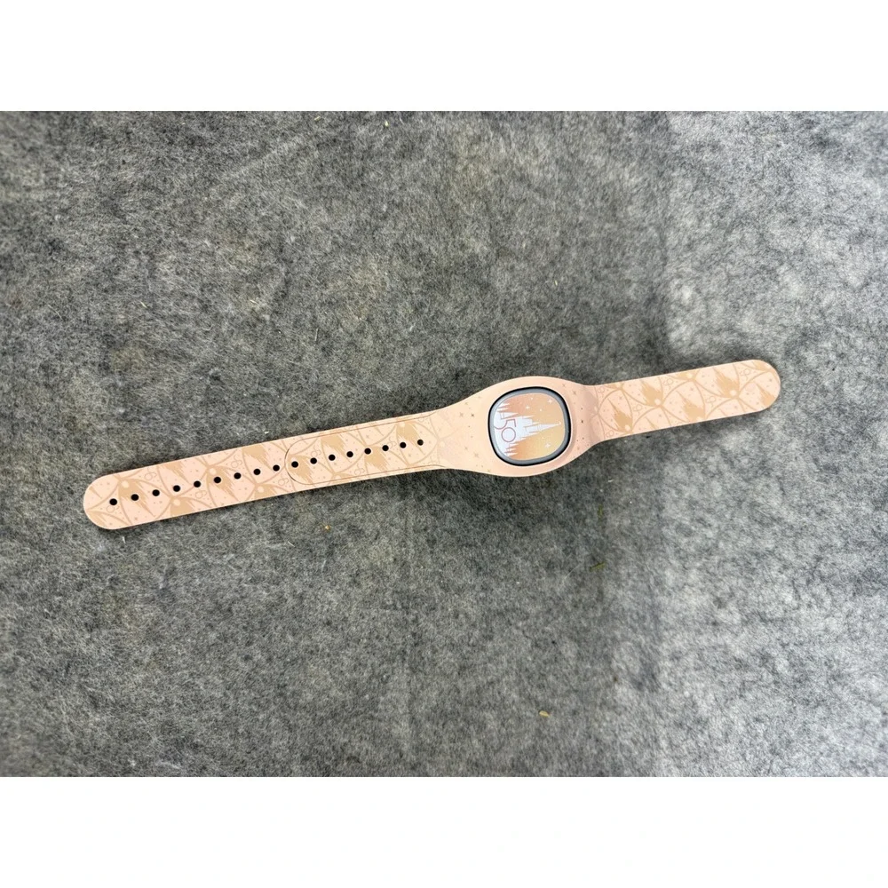Disney World 50th Anniversary MagicBand+ Rose Gold Cinderella Castle Collectible